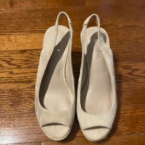 NWOT Charles by Charles David| Espadrille Wedges